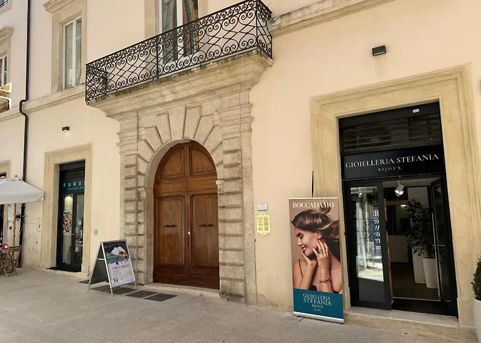 Palazzo Di Paola - Residenza Storica * LʼAquila